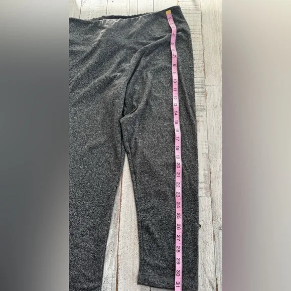 Women’s Gray Athletic Capris - Picture 6 of 6